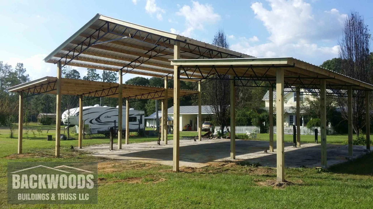 pole-barn-with-double-lean-to-open